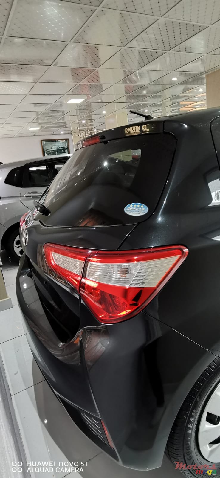 2018' Toyota Vitz photo #2