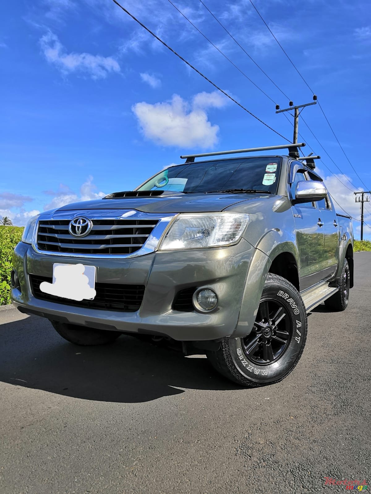 2013' Toyota Hilux 4x4 3.0 photo #1