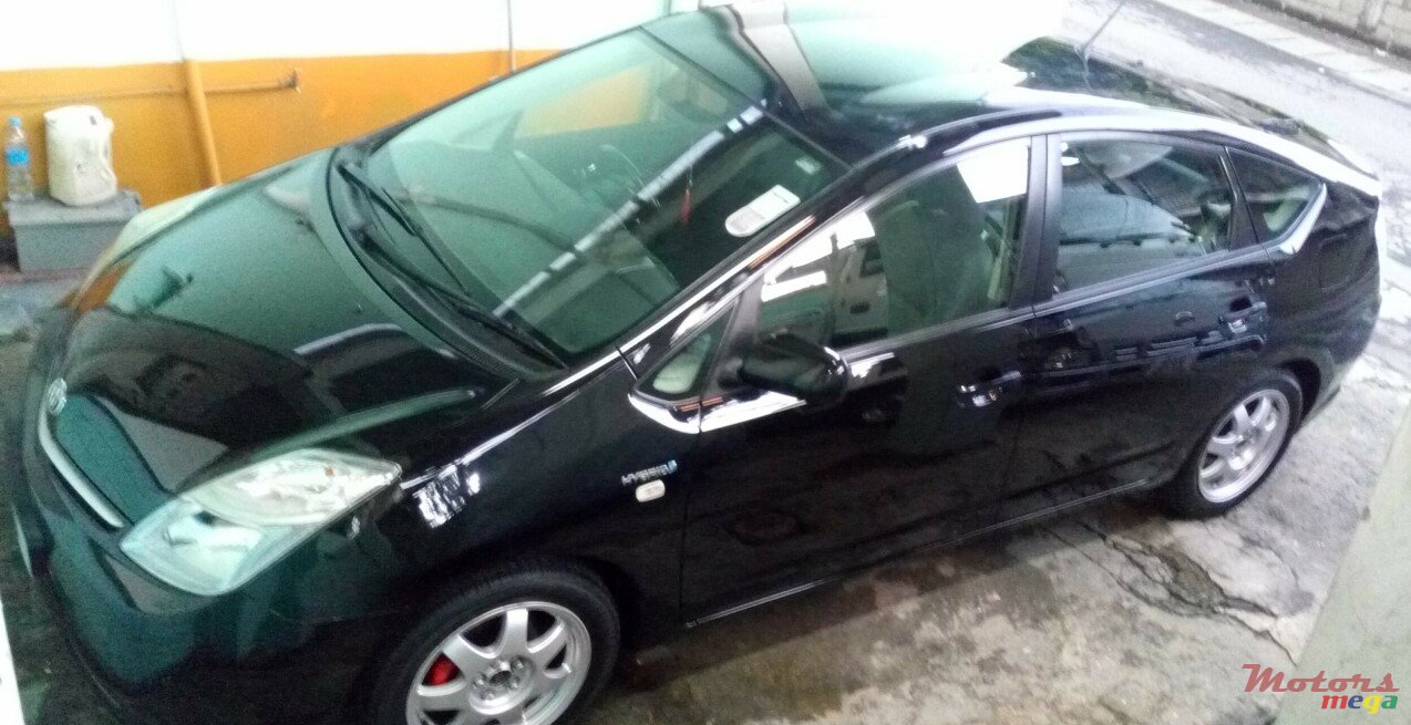 2009' Toyota Prius Plug-in Hybrid photo #1