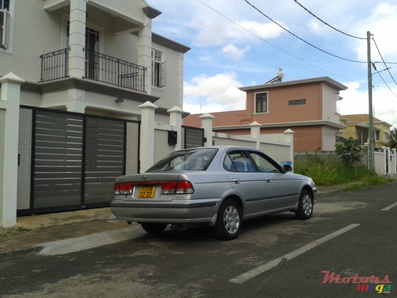 2002' Nissan Sunny Saloon photo #6