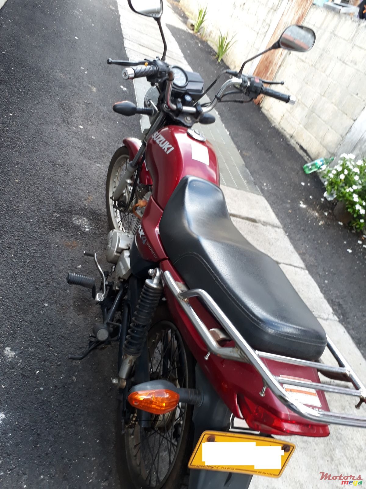 2010' Suzuki AX 4 photo #1