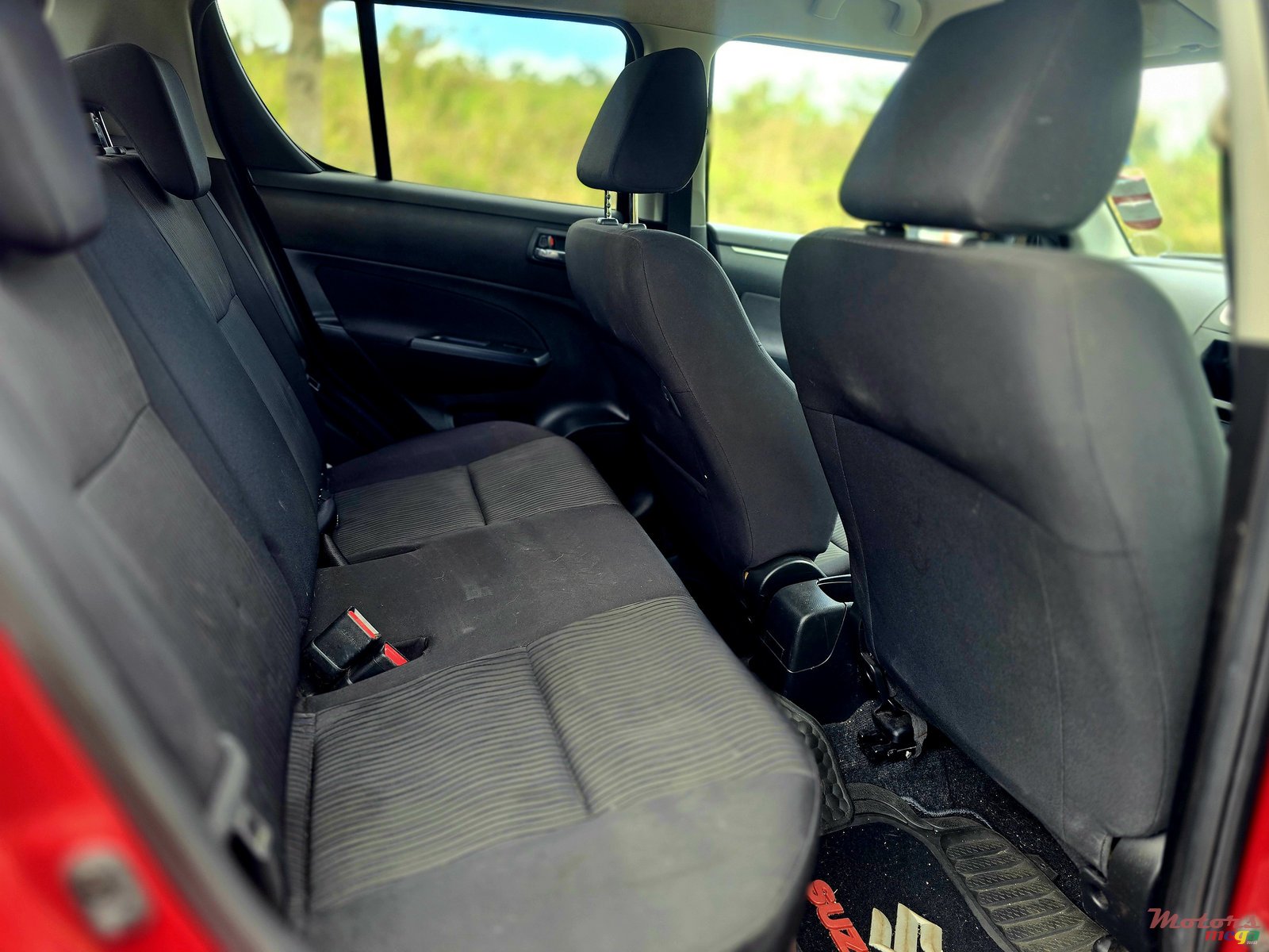 2012' Suzuki Swift Keyless Japan photo #7