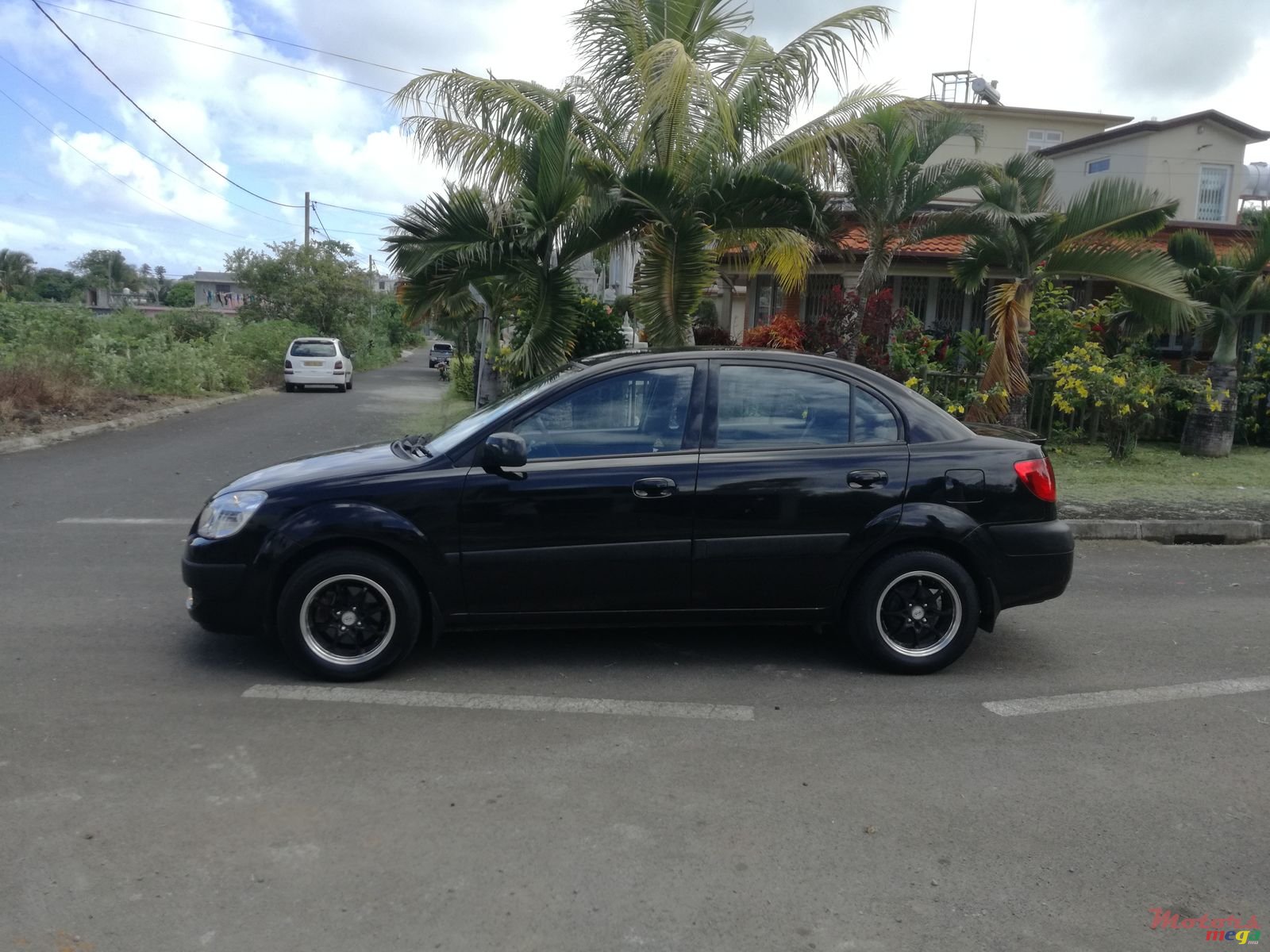 2009' Kia Rio photo #2