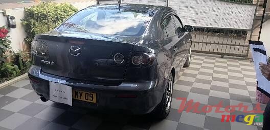 2009' Mazda Mazda3 photo #3