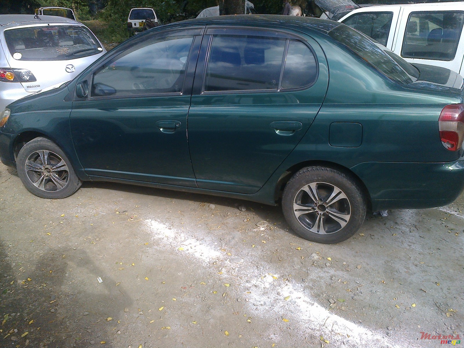 1999' Toyota photo #1