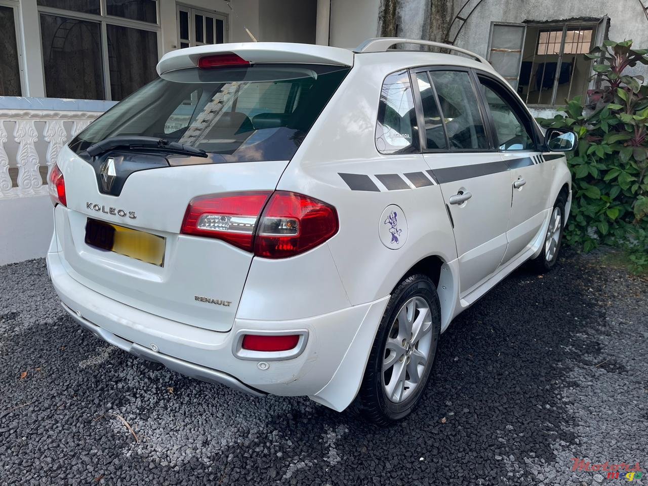 2009' Renault Koleos None photo #2