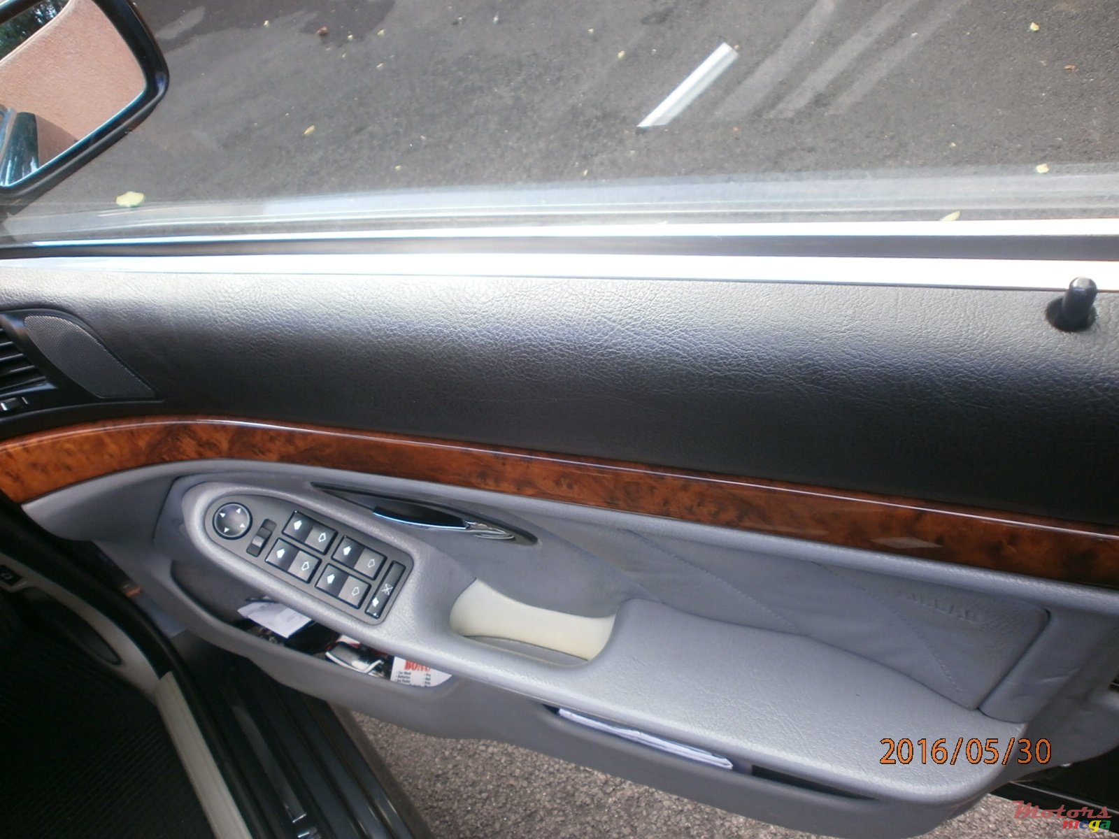 1998' BMW 523 photo #5