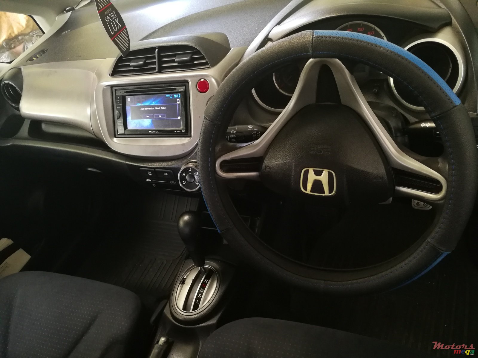 2010' Honda Fit 1.3 photo #4
