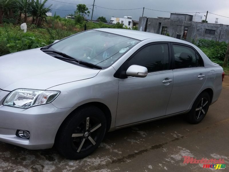 2010' Toyota Axio photo #2