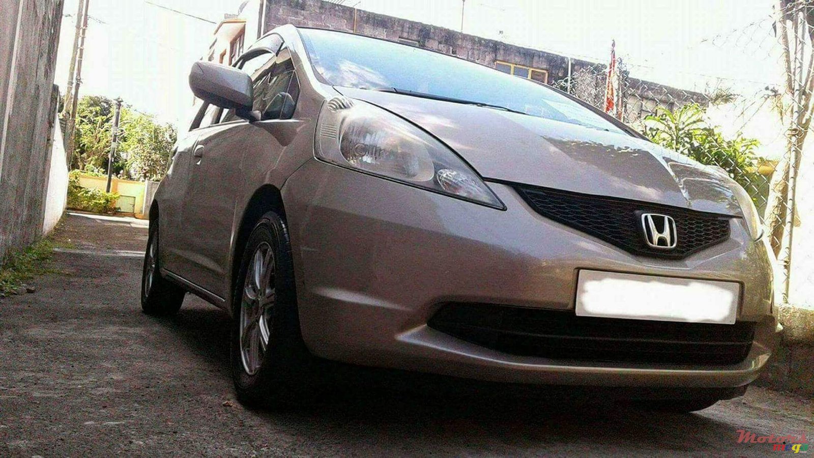 2009' Honda Fit photo #1