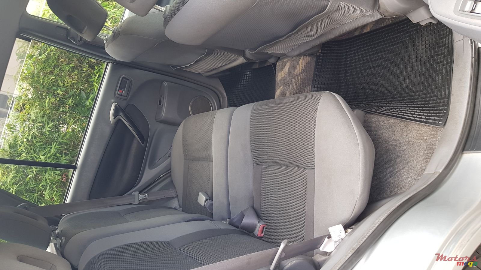 2002' Toyota RAV4 photo #6