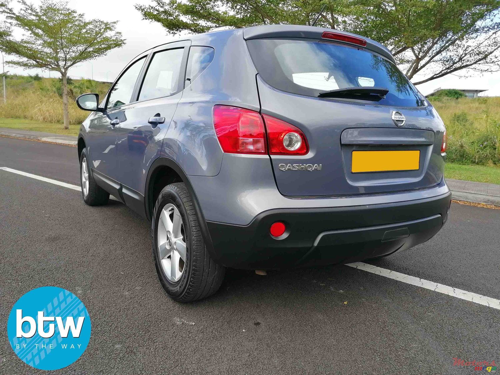 2009' Nissan Qashqai photo #2