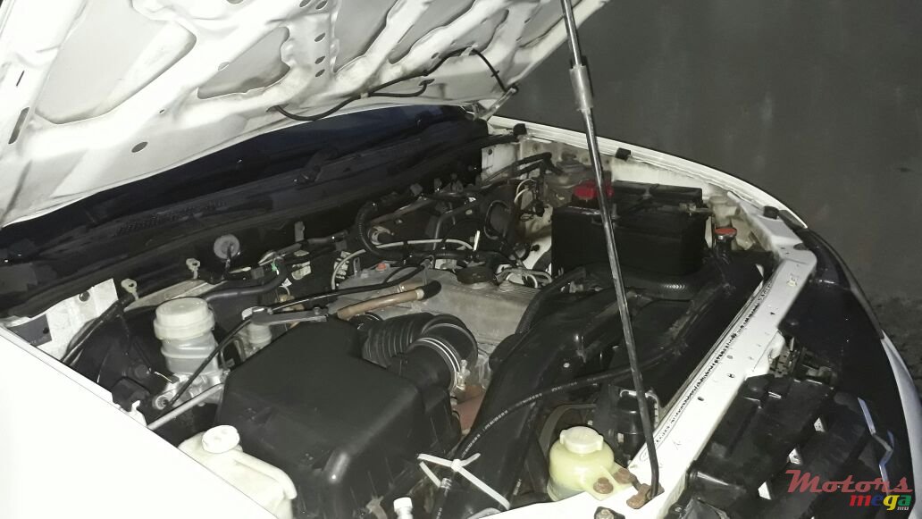 2010' Mitsubishi L 200 Sportero photo #4