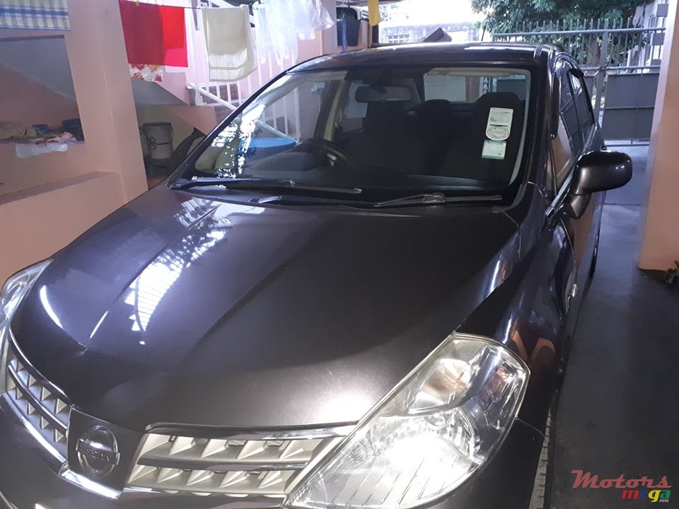 2008' Nissan Tiida photo #3