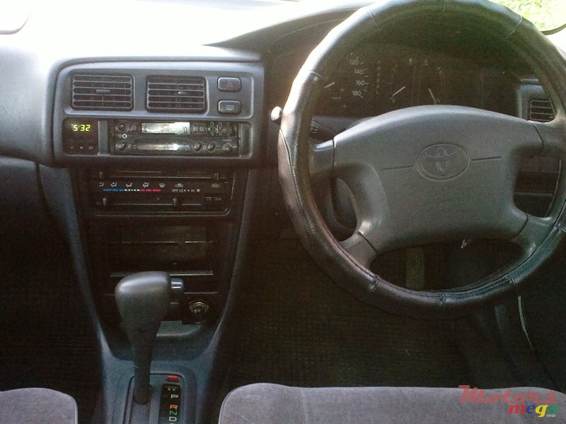 1997' Toyota Corolla photo #4