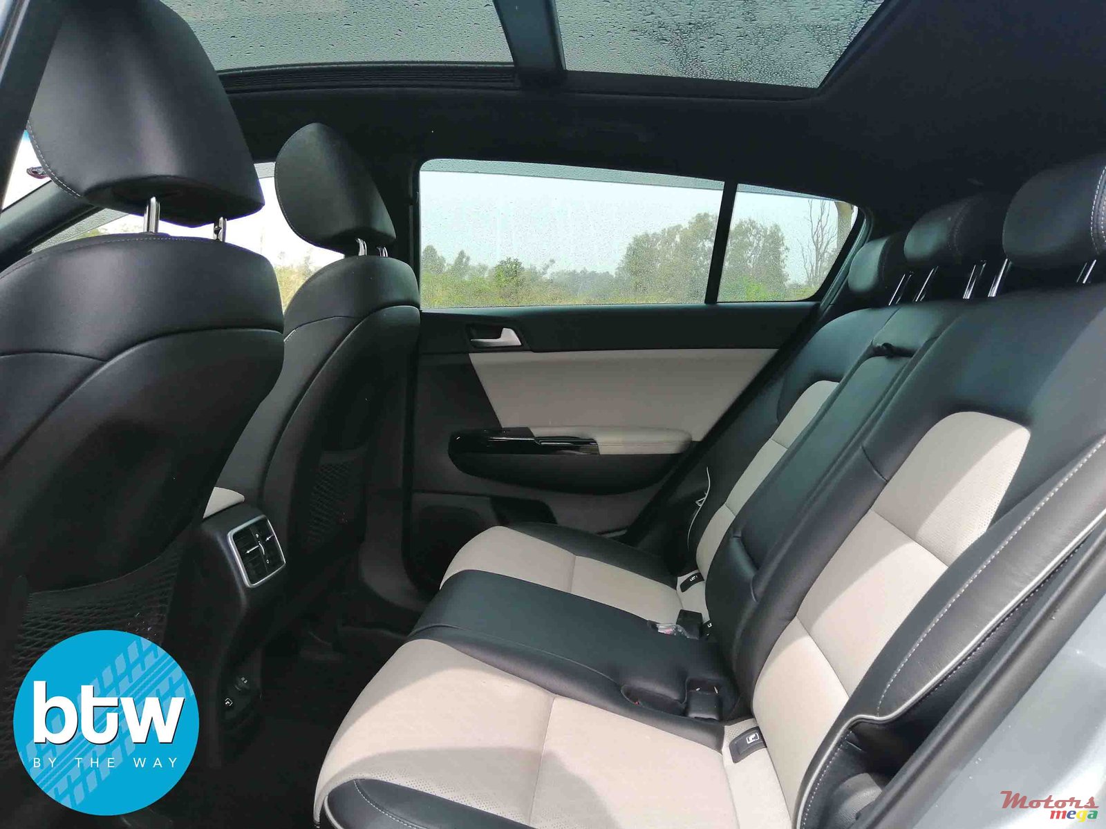 2019' Kia Sportage photo #5