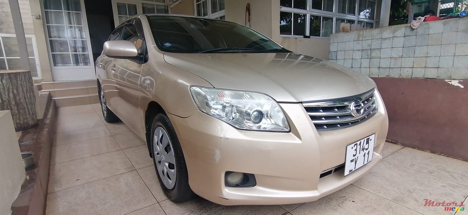 2011' Toyota Axio HID Edition photo #4