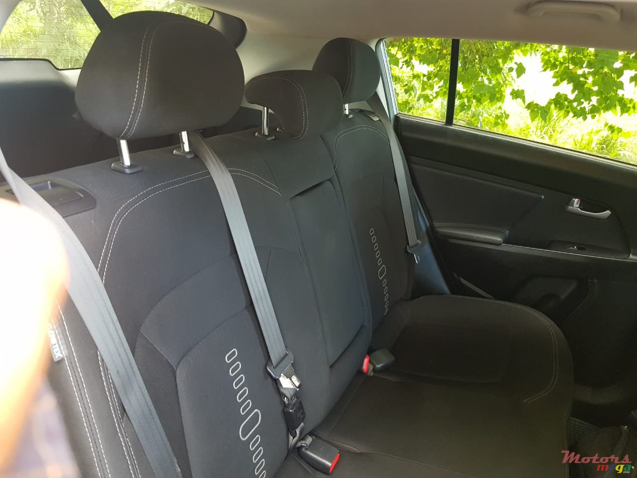 2012' Kia Sportage photo #3