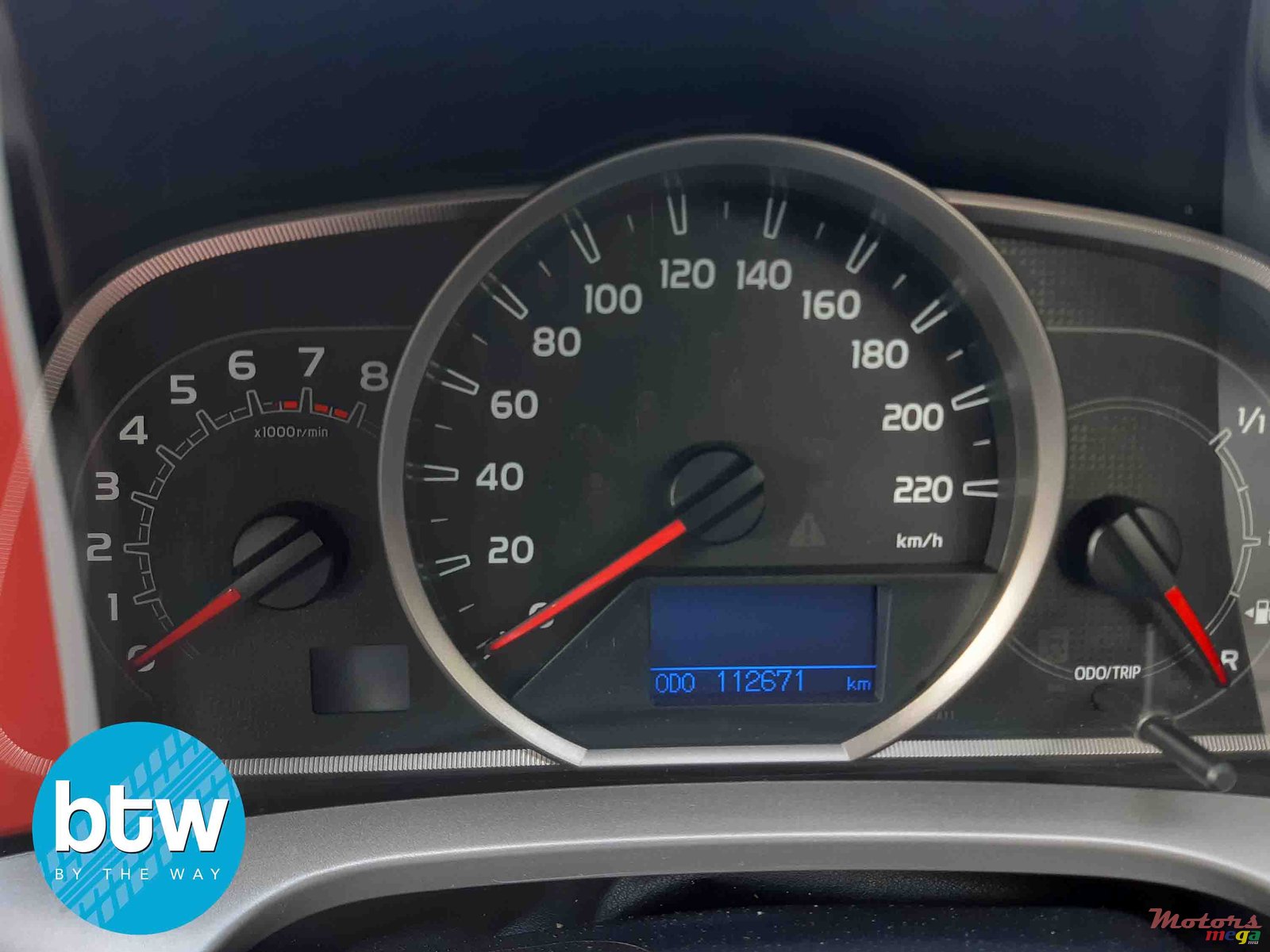 2014' Toyota RAV4 photo #7