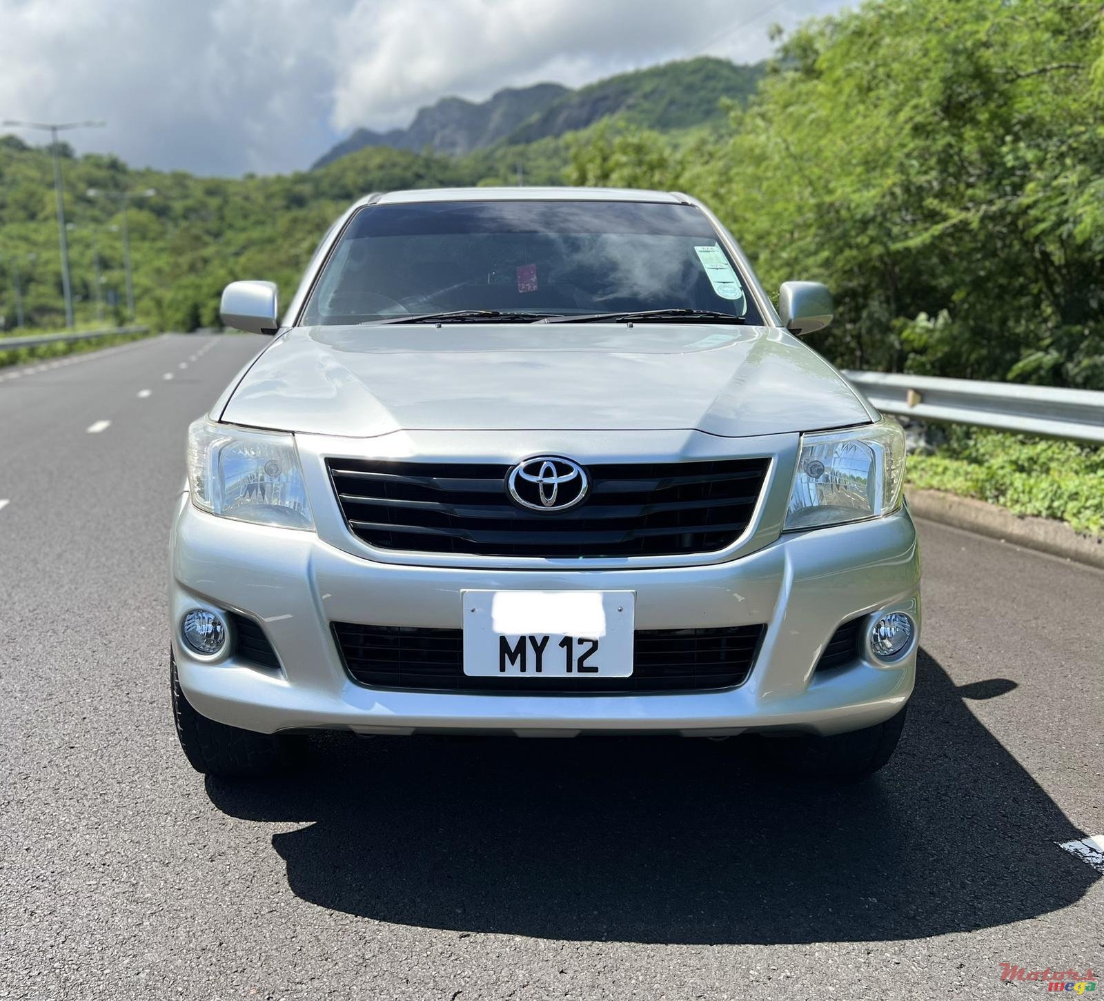 2012' Toyota photo #1