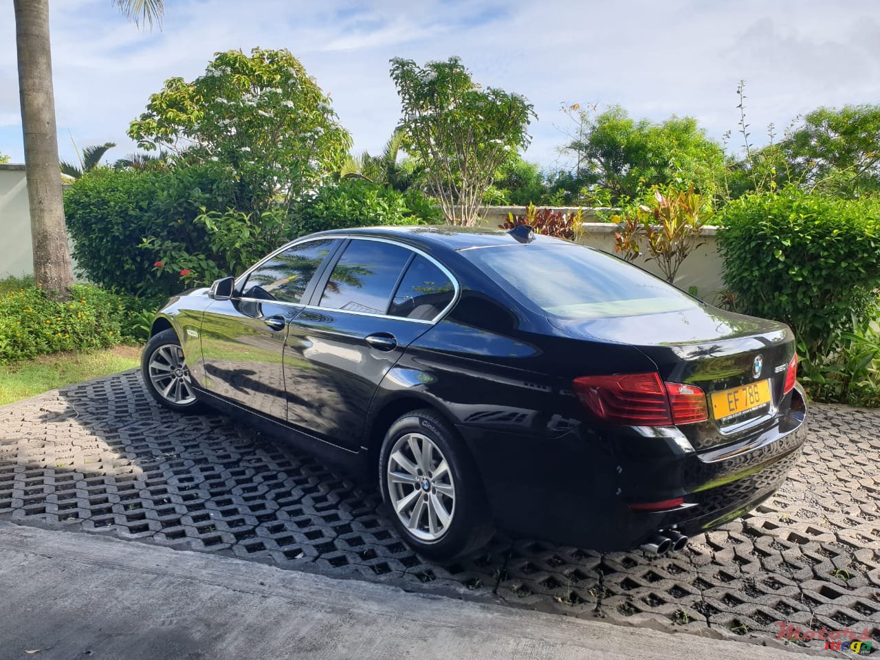 2016' BMW 520 photo #3