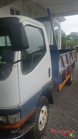 1999' Mitsubishi Canter photo #5