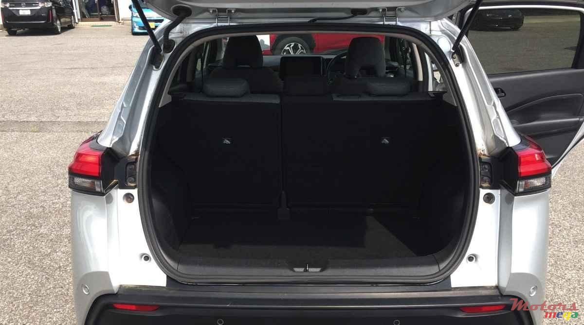 2022' Nissan Note E power photo #7