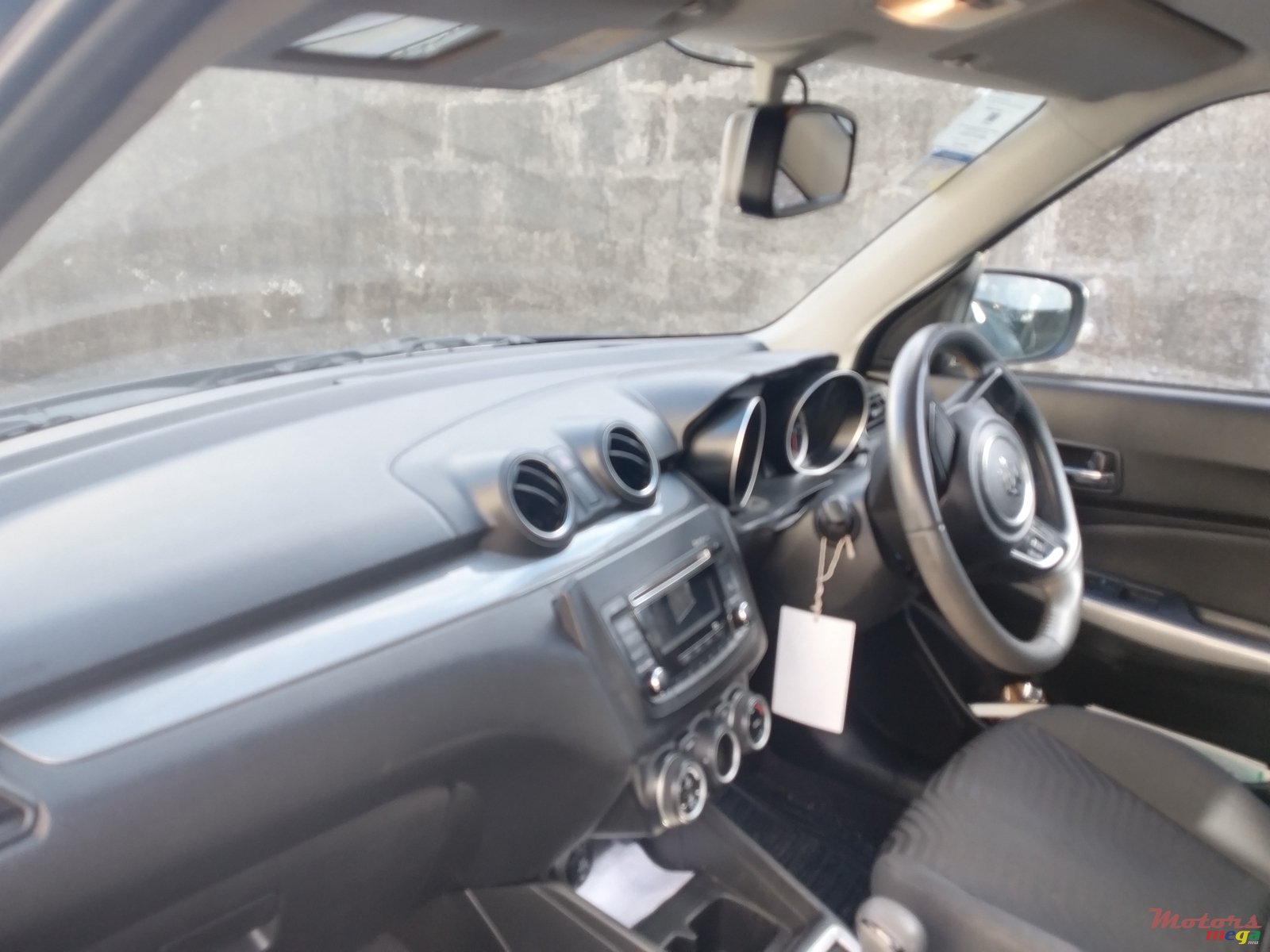 2020' Suzuki Swift photo #4