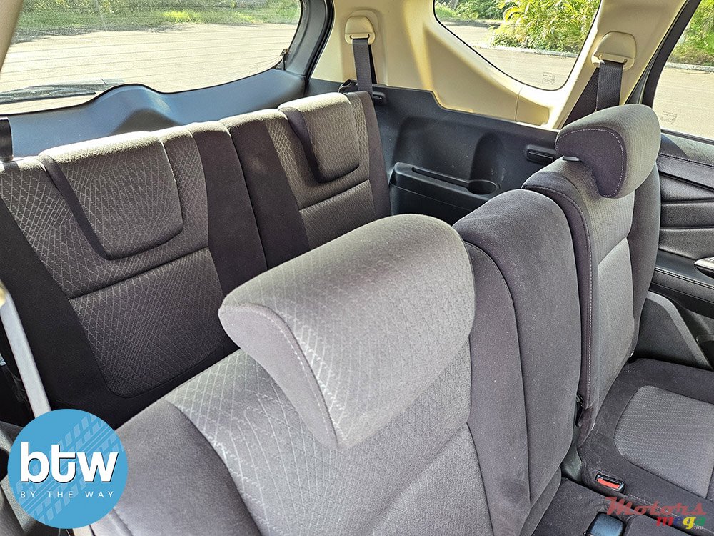 2020' Mitsubishi Xpander photo #7