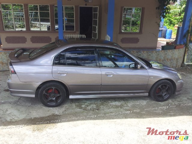 2001' Honda photo #1