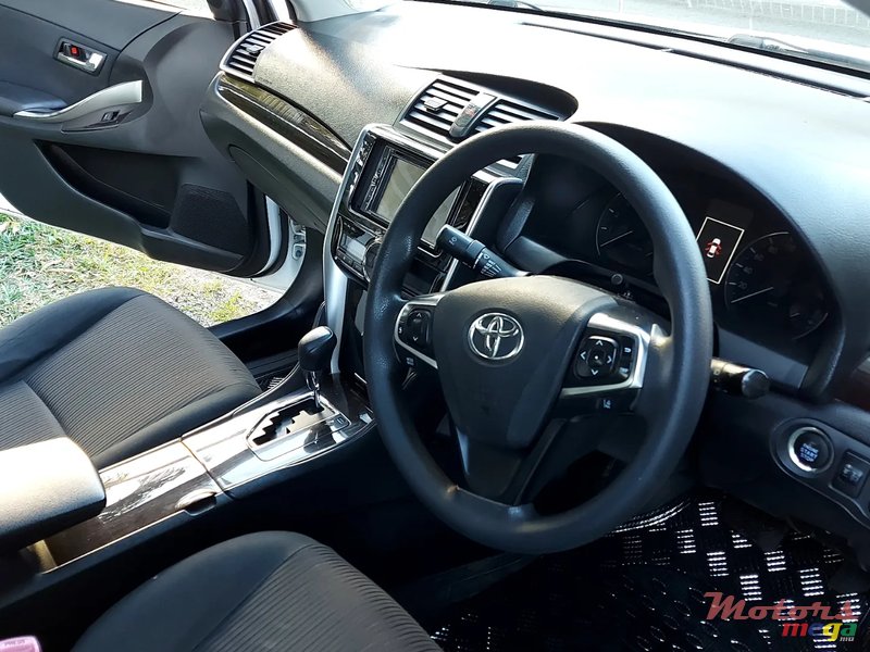 2018' Toyota Allion Dorigine AUTOMATIC photo #2