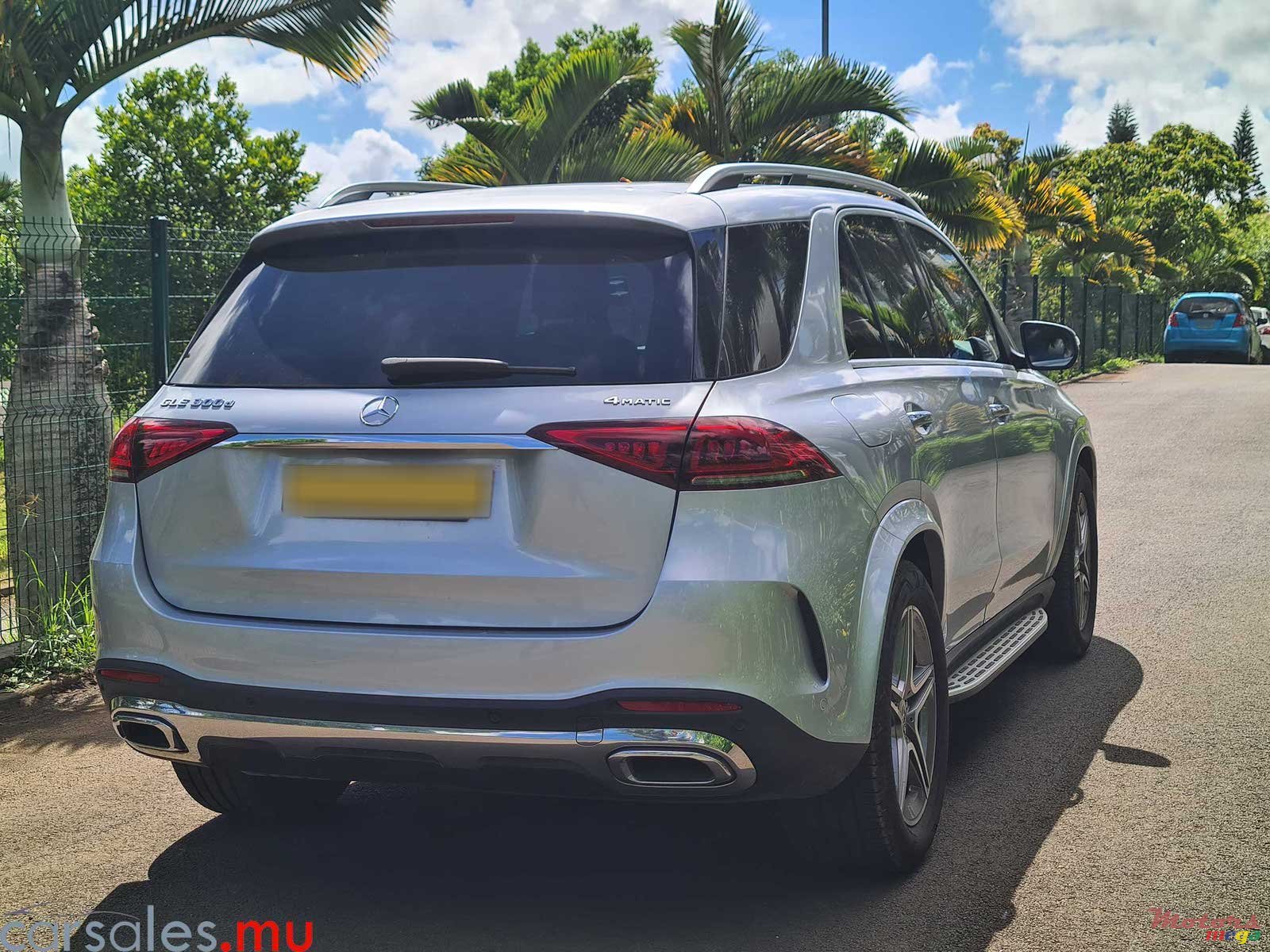 2023' Mercedes-Benz GLE 300 d AMG photo #4