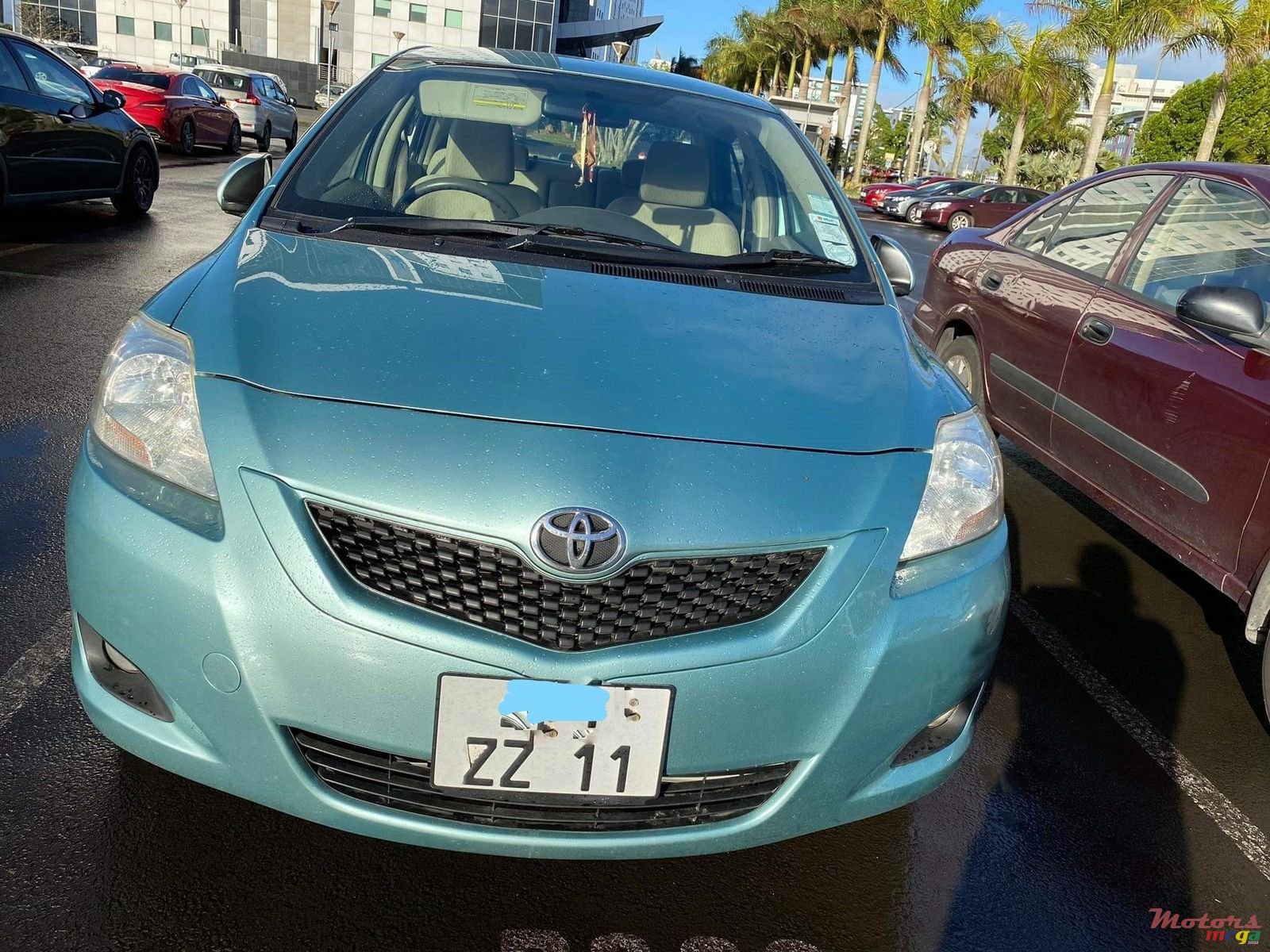 2011' Toyota Belta photo #4