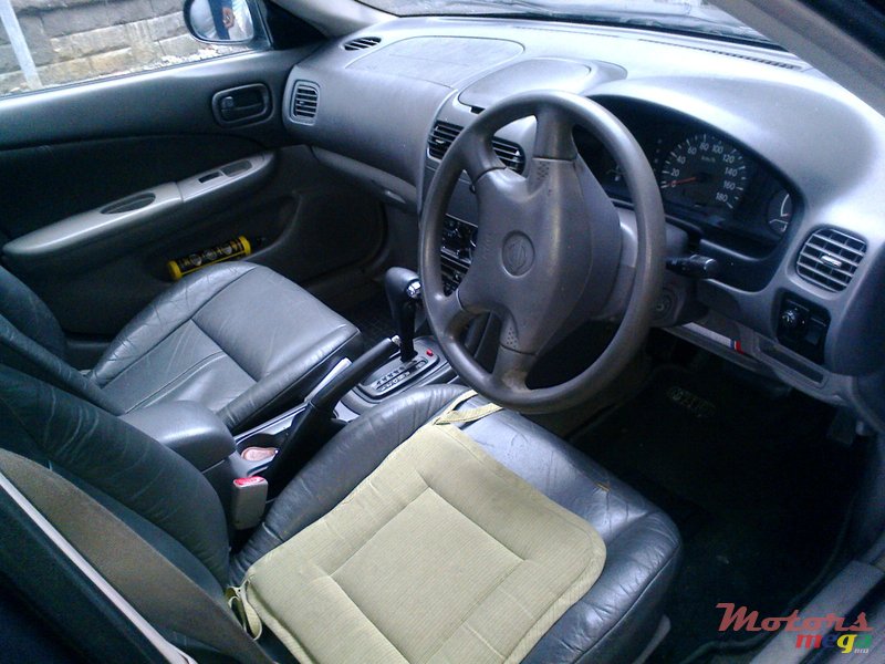 1999' Nissan Sunny B15 photo #3