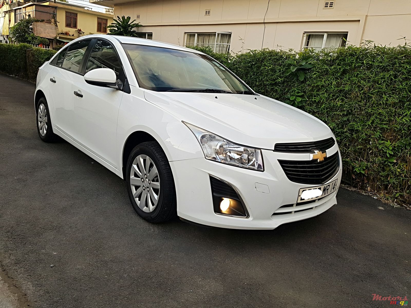 2014' Chevrolet Cruze photo #1