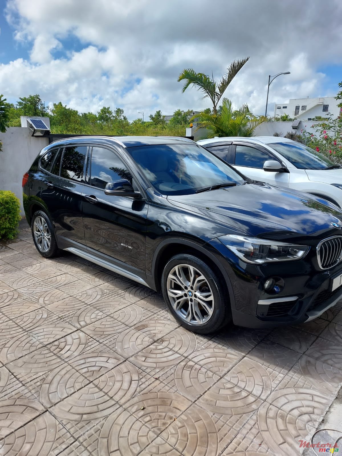 2016' BMW 1 Series photo #1