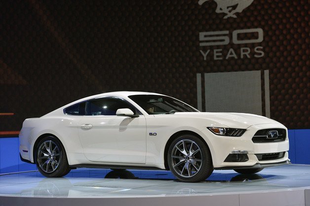 2015 Ford Mustang 50 Year Limited Edition Pays Homage to 1964