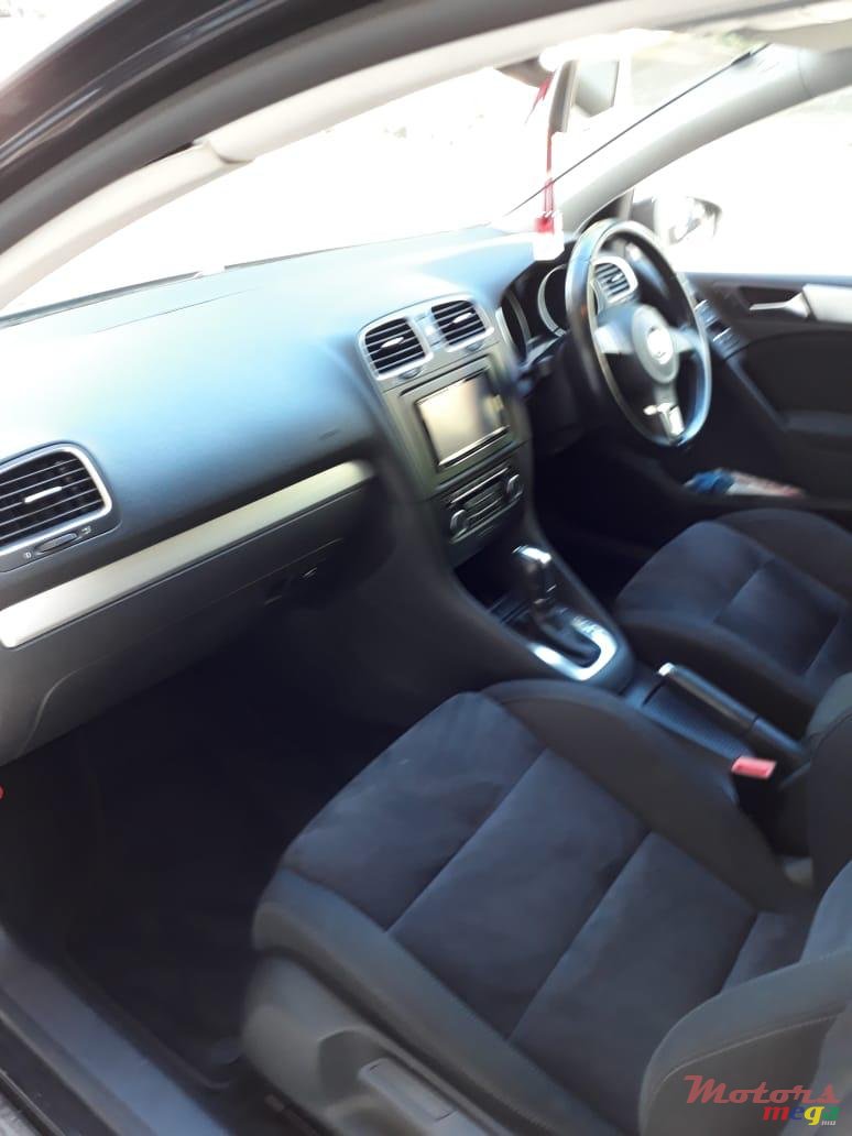 2011' Volkswagen Golf VI photo #2