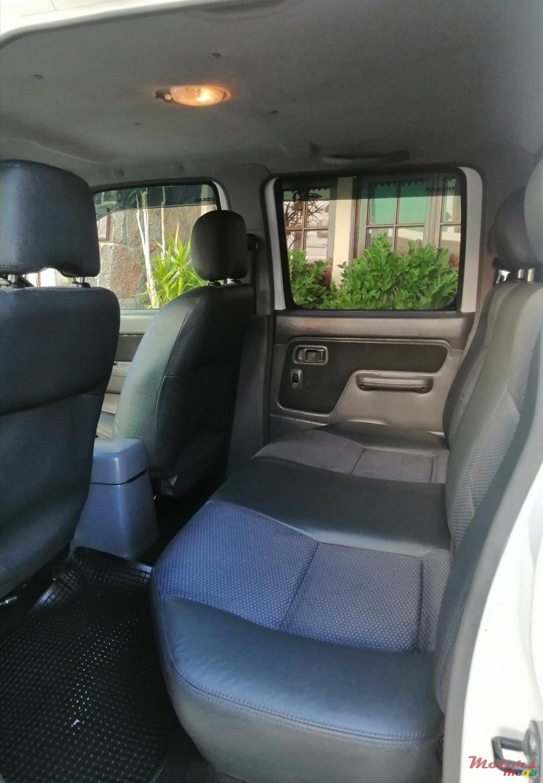 2017' Nissan Hardbody photo #4