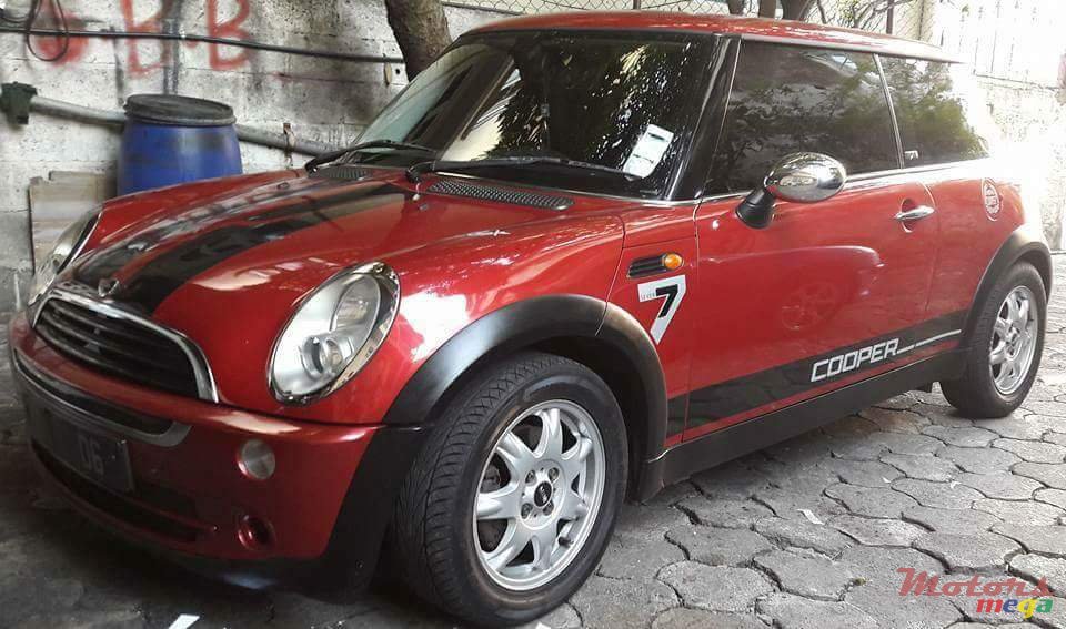 2006' MINI photo #2