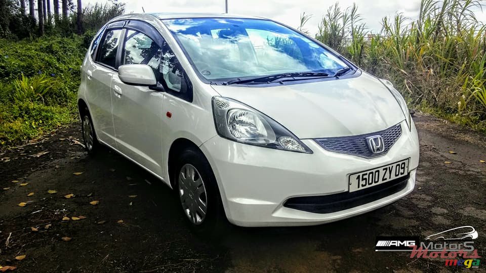 2009' Honda Fit photo #2