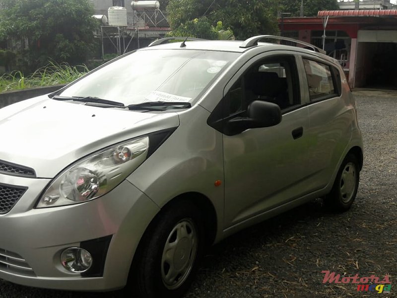 2011' Chevrolet Spark photo #4