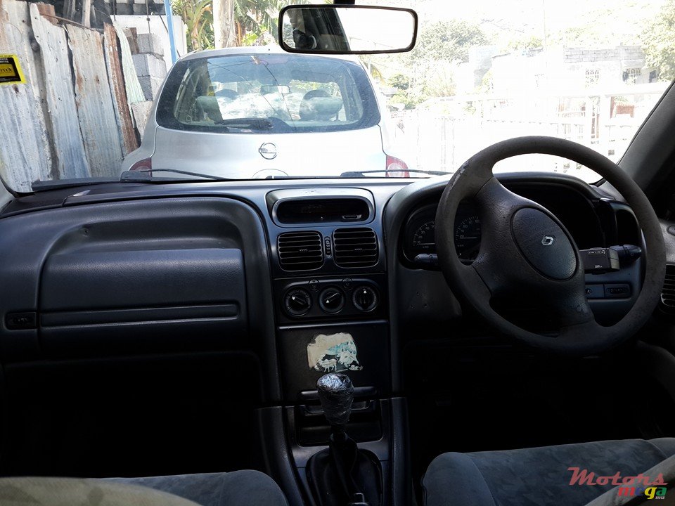 1997' Renault Laguna Laguna photo #4
