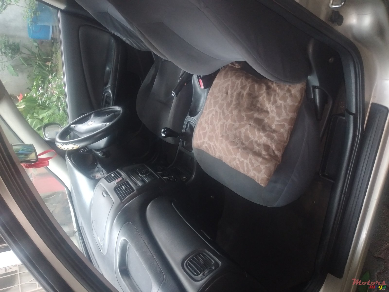 2011' Nissan Sunny N17 photo #4