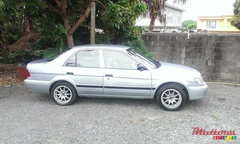 2000' Toyota photo #1