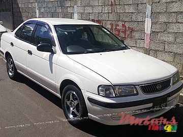1999' Nissan Sunny photo #1