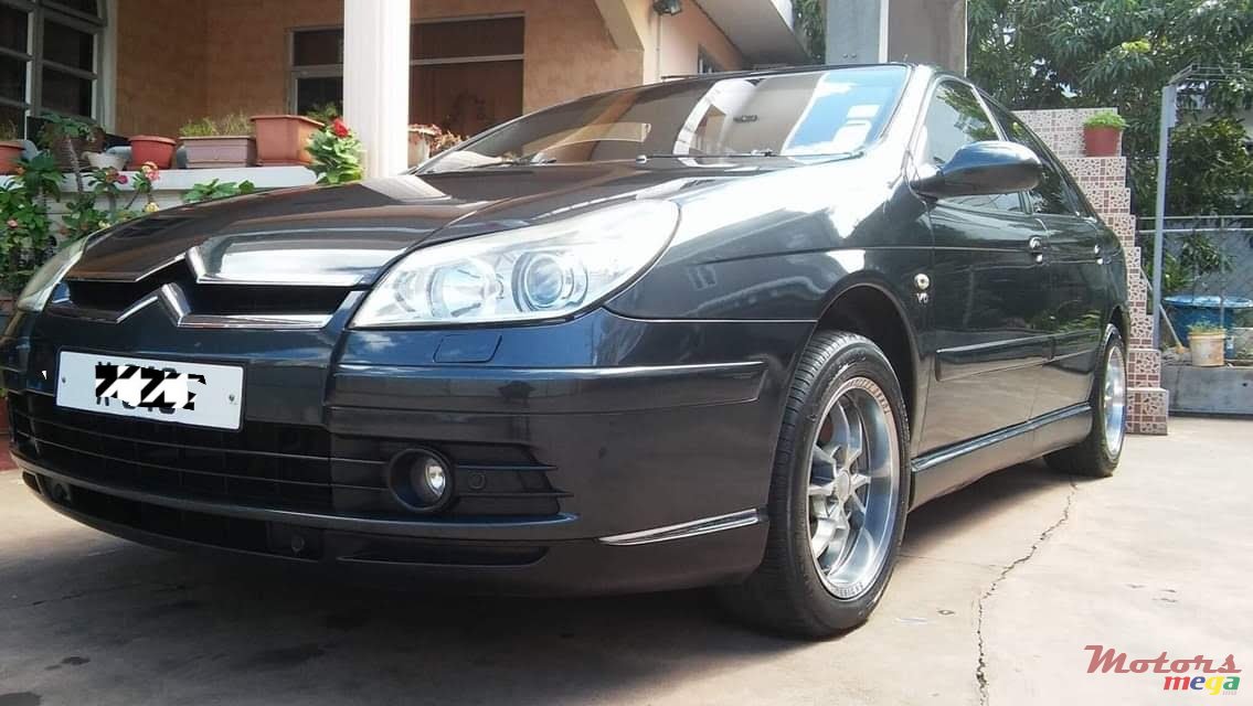 2008' Citroen C5 photo #3