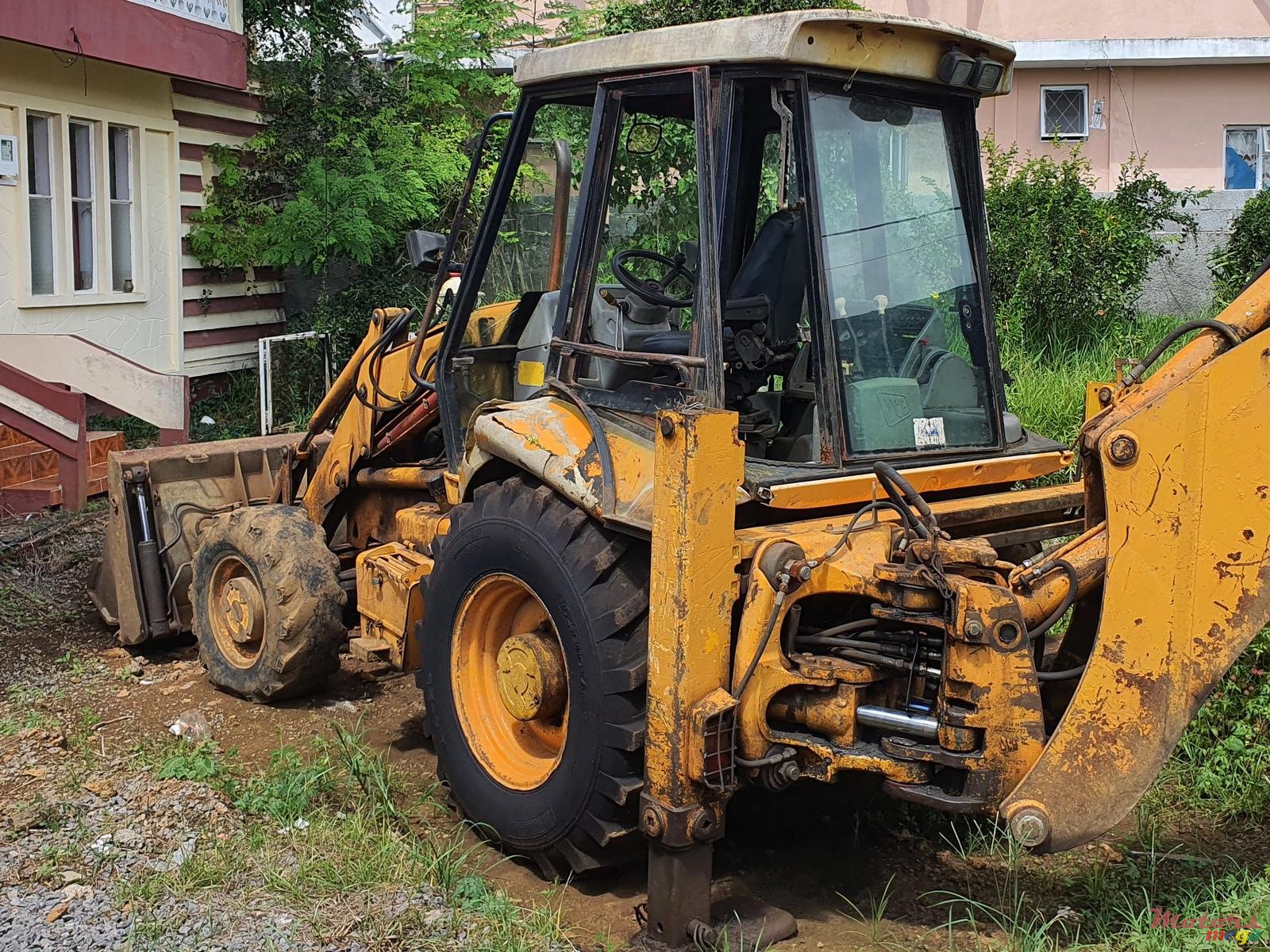 2001' JCB 3CX photo #1