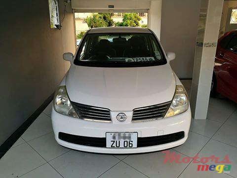 2006' Nissan Tiida photo #1