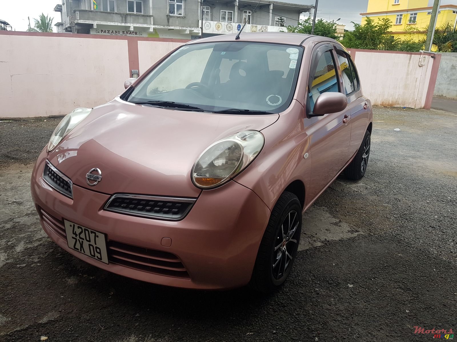 2009' Nissan March ak12 photo #1